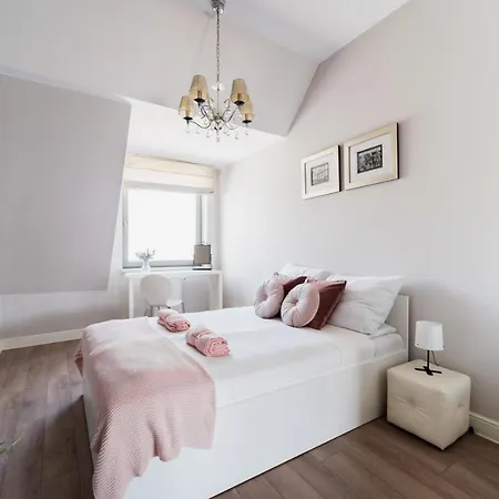 Nowy Apartament - Ulica Hallera - 6 Osob -3 Pokoje Wroclaw