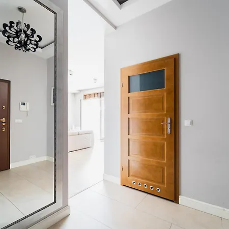 Lejlighed Nowy Apartament - Ulica Hallera - 6 Osob -3 Pokoje *